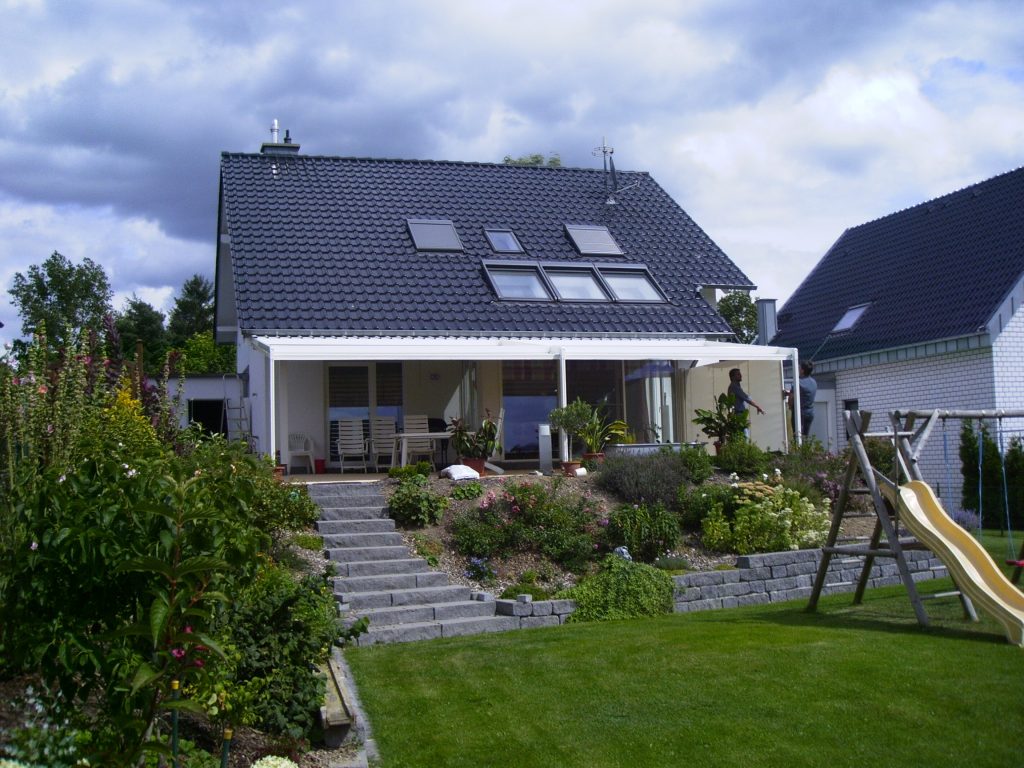 Pergola - Das Terrassenfaltdach Schutz vor Sonne und Regen