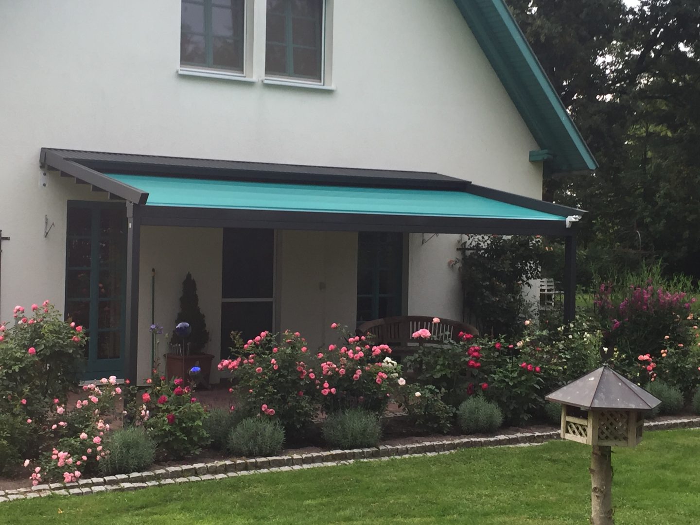 Pergola - Das Terrassenfaltdach Schutz vor Sonne und Regen